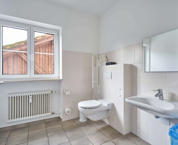 barierrefreie Toilette